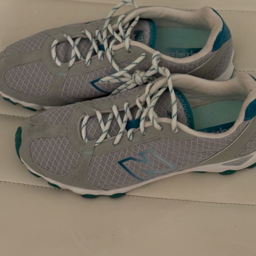 New balance 661. Size 9. Great condition.
